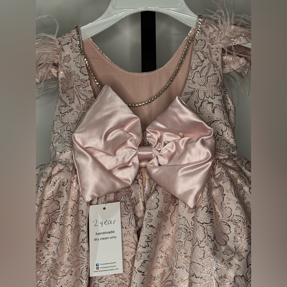 Handmade Pink A-Line Flutter Sleeve Scoop Neck Dress - Picture 4 of 5